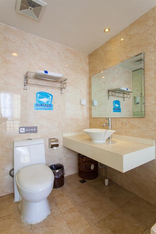 7Days Inn Zhuhai North Railway Station Jinding Экстерьер фото